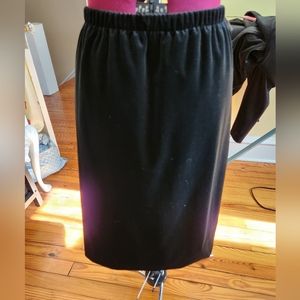 Vintage Black Velvet Pencil Skirt
